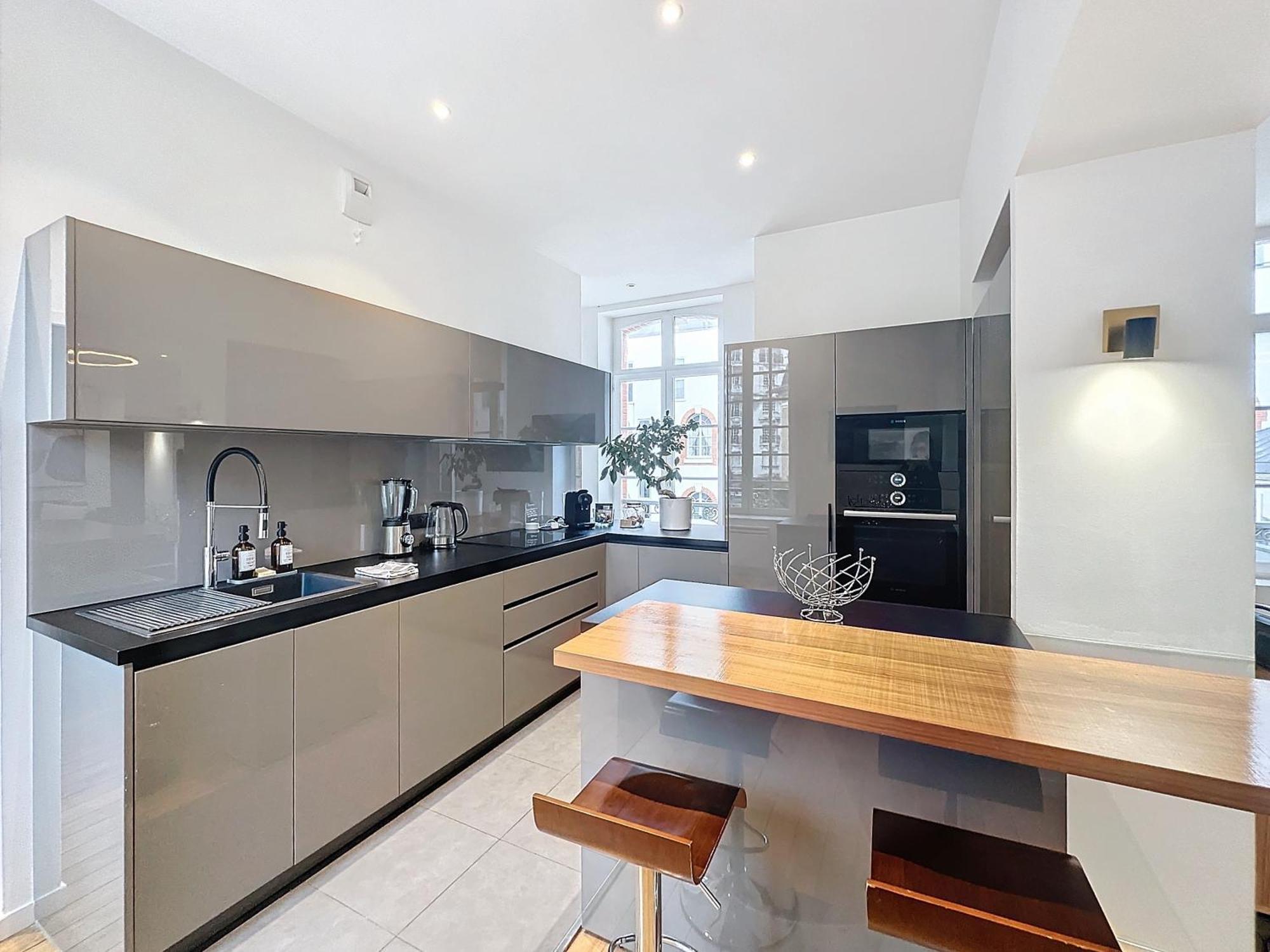 So Guest- Luxueux Appartement, Ancienne Maison De Champagne Proche Cathedrale Ρενς Εξωτερικό φωτογραφία